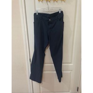 Lululemon Men’s Navy Blue Pants size 40